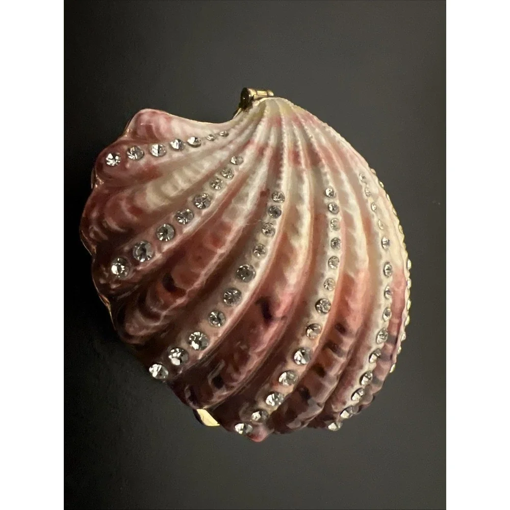 N/A enamel clam